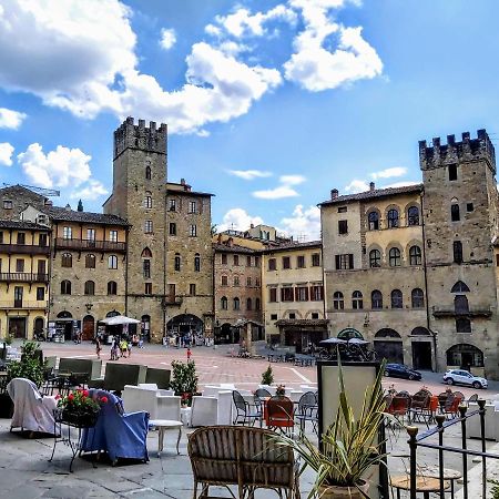 Il Castello Apartment Bucine ภายนอก รูปภาพ