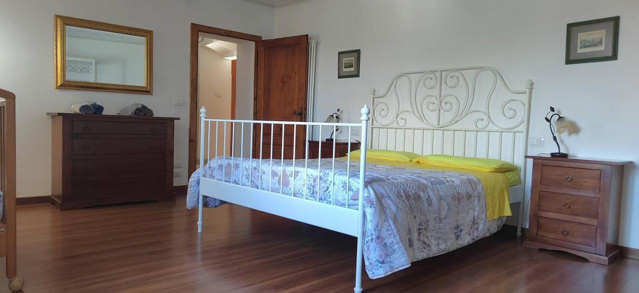 Il Castello Apartment Bucine ภายนอก รูปภาพ